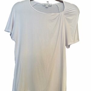 Amour Vert Women's White Top